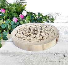 Load image into Gallery viewer, Crystal Energy Grid - Flower of Life Unboundaried - Natural Wood Block
